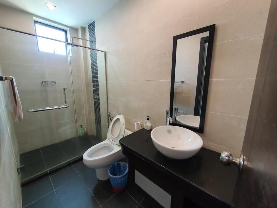 קוטה קינבלו Aa Residen Luxury Condo Homestay 18Mins Walk Tanjung Aru Beach & Golf Course, Not Beach Side Resort מראה חיצוני תמונה