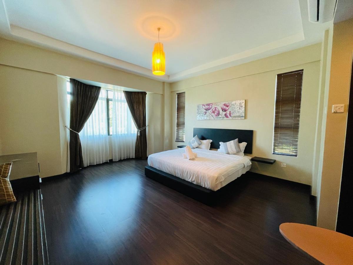 קוטה קינבלו Aa Residen Luxury Condo Homestay 18Mins Walk Tanjung Aru Beach & Golf Course, Not Beach Side Resort מראה חיצוני תמונה