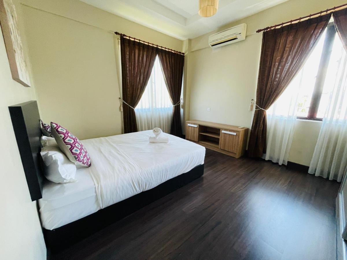 קוטה קינבלו Aa Residen Luxury Condo Homestay 18Mins Walk Tanjung Aru Beach & Golf Course, Not Beach Side Resort מראה חיצוני תמונה