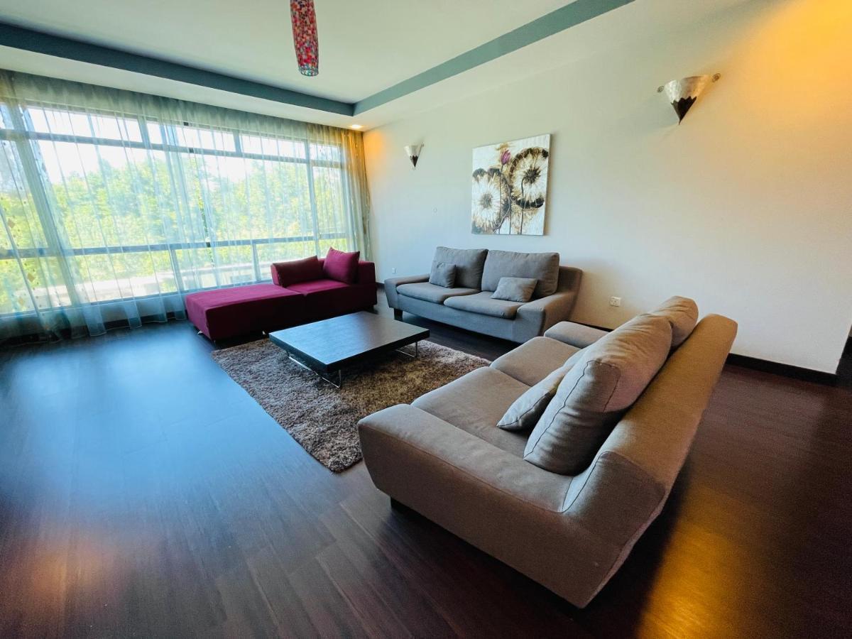 קוטה קינבלו Aa Residen Luxury Condo Homestay 18Mins Walk Tanjung Aru Beach & Golf Course, Not Beach Side Resort מראה חיצוני תמונה