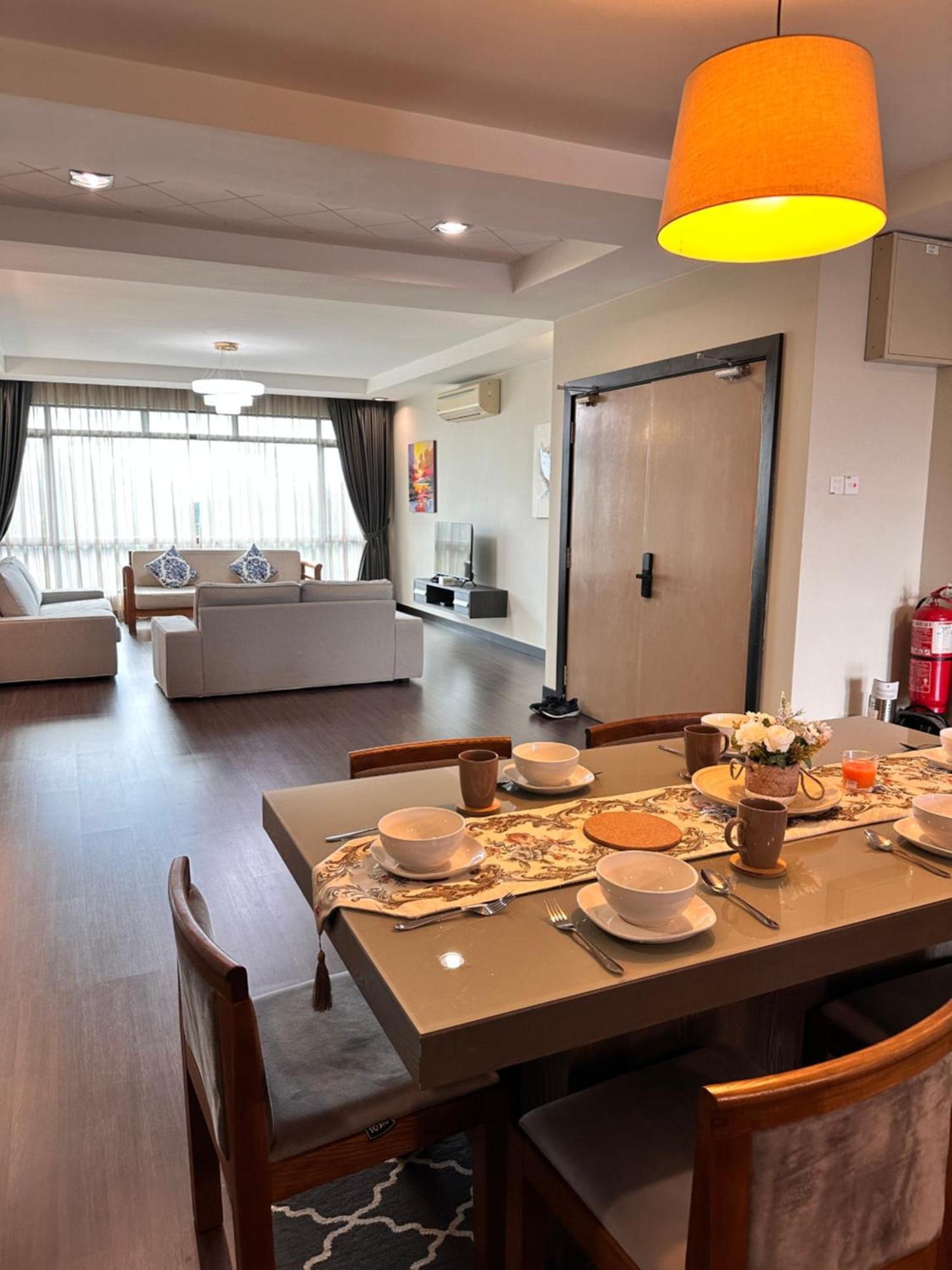 קוטה קינבלו Aa Residen Luxury Condo Homestay 18Mins Walk Tanjung Aru Beach & Golf Course, Not Beach Side Resort מראה חיצוני תמונה