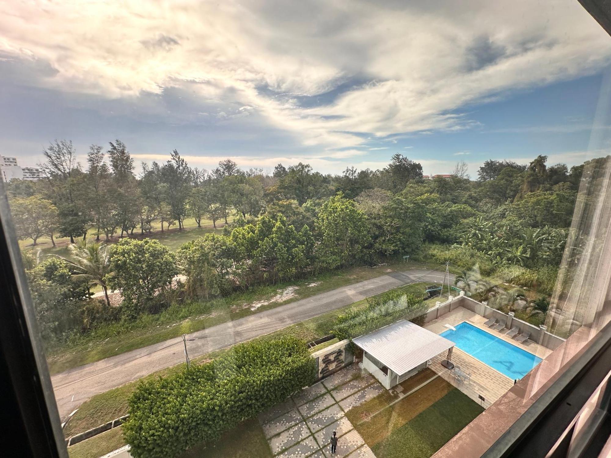 קוטה קינבלו Aa Residen Luxury Condo Homestay 18Mins Walk Tanjung Aru Beach & Golf Course, Not Beach Side Resort מראה חיצוני תמונה