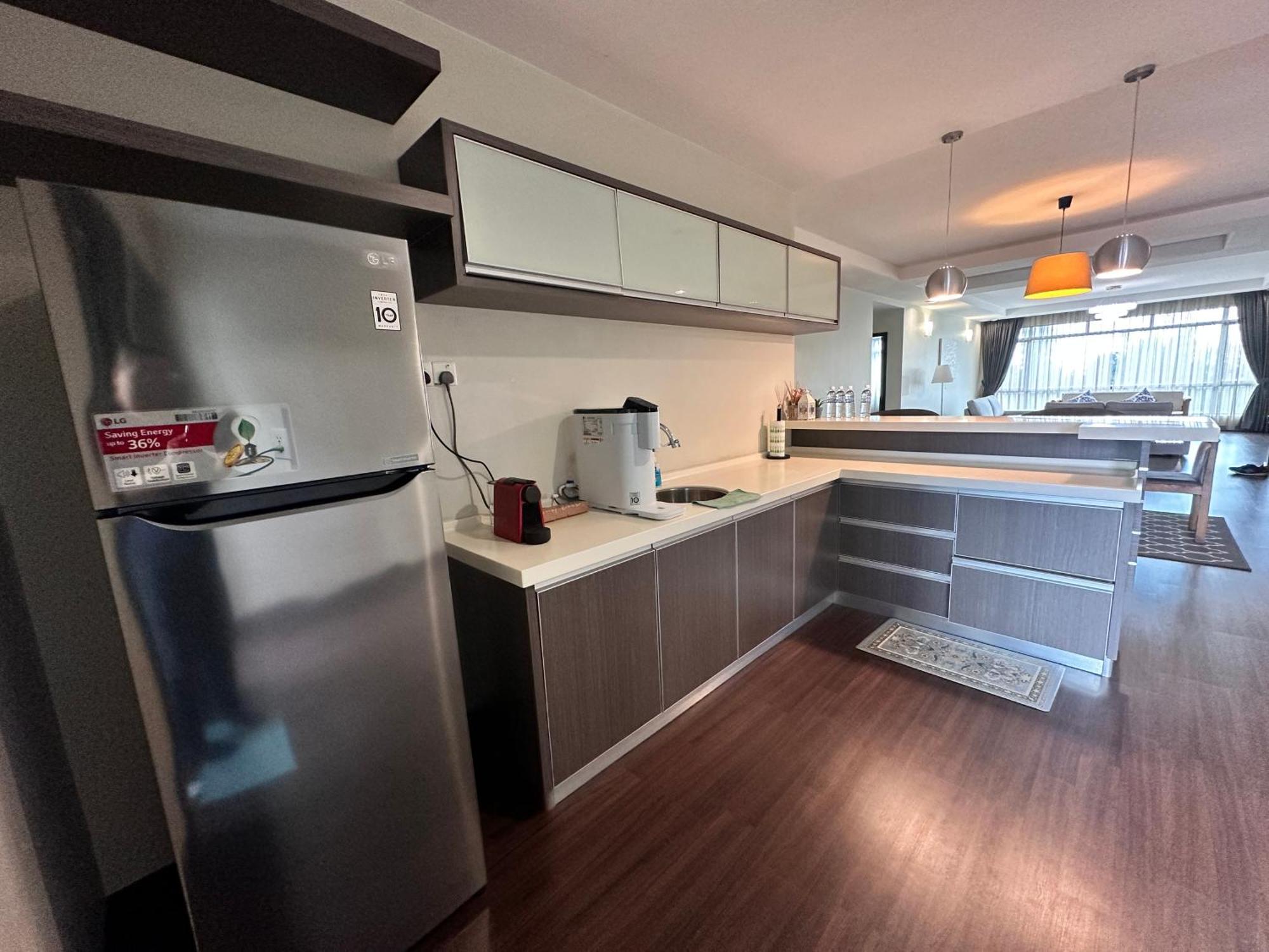 קוטה קינבלו Aa Residen Luxury Condo Homestay 18Mins Walk Tanjung Aru Beach & Golf Course, Not Beach Side Resort מראה חיצוני תמונה
