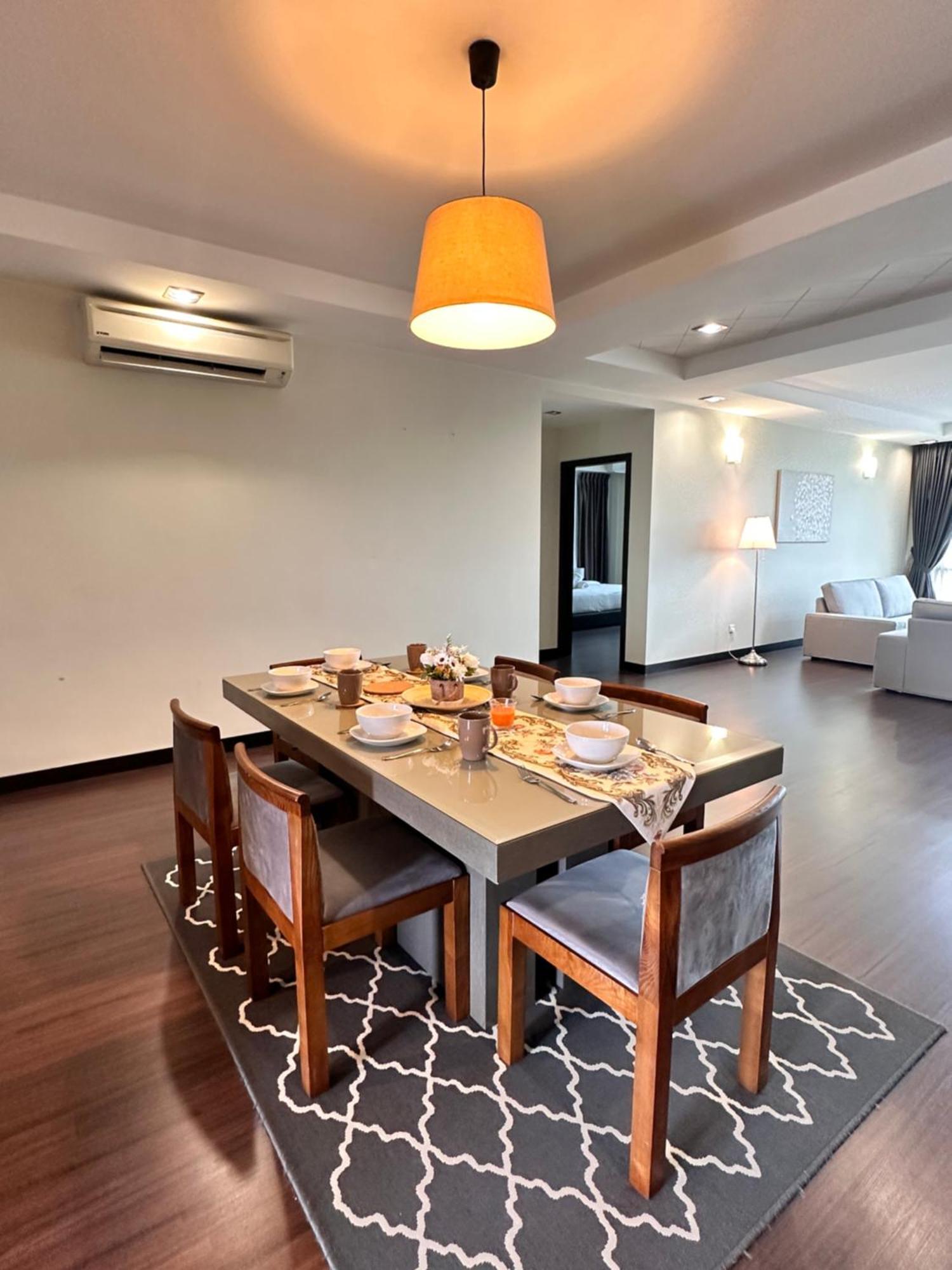 קוטה קינבלו Aa Residen Luxury Condo Homestay 18Mins Walk Tanjung Aru Beach & Golf Course, Not Beach Side Resort מראה חיצוני תמונה
